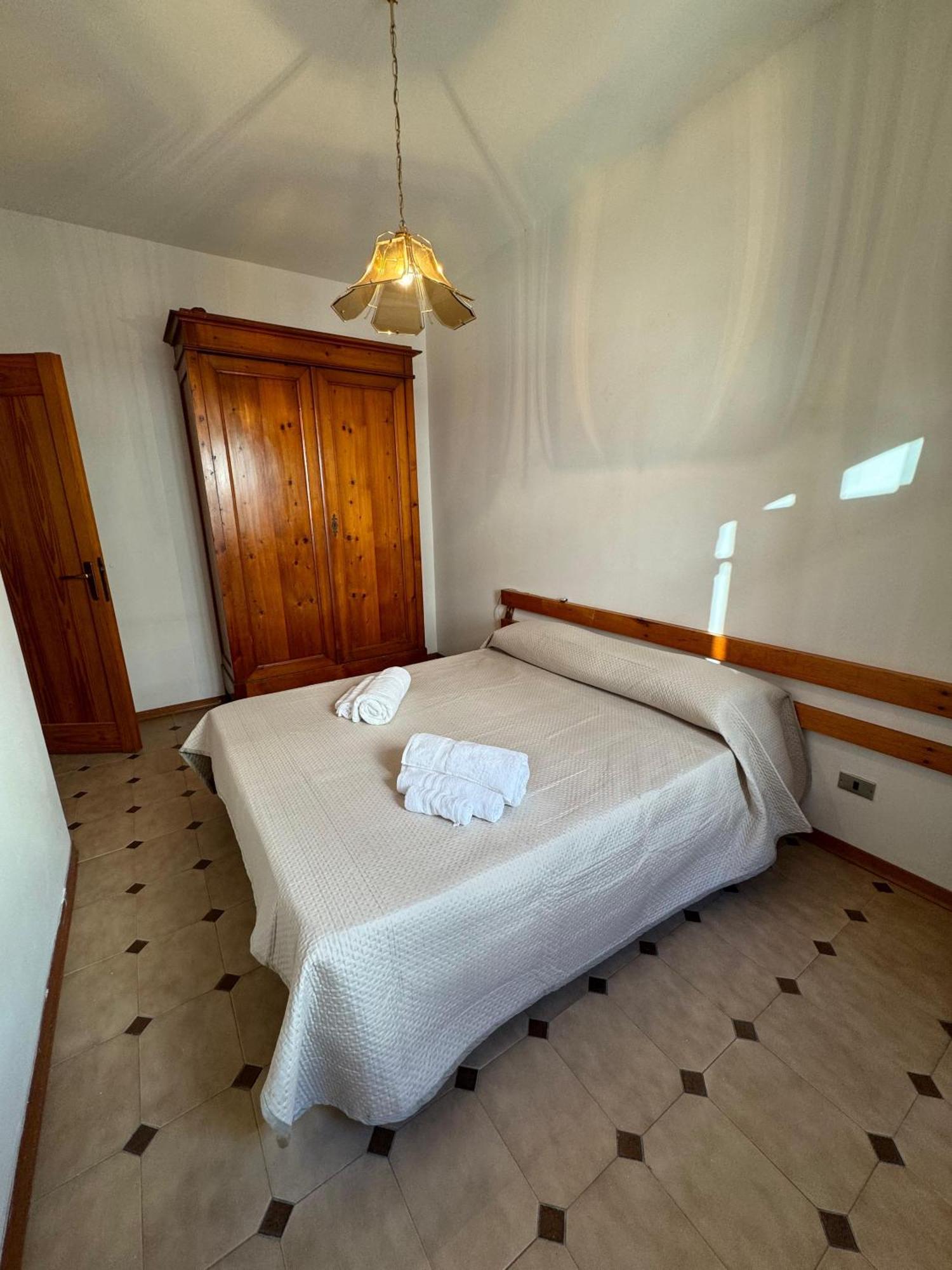 Pm 95 Via Lido Guest House Alghero Esterno foto