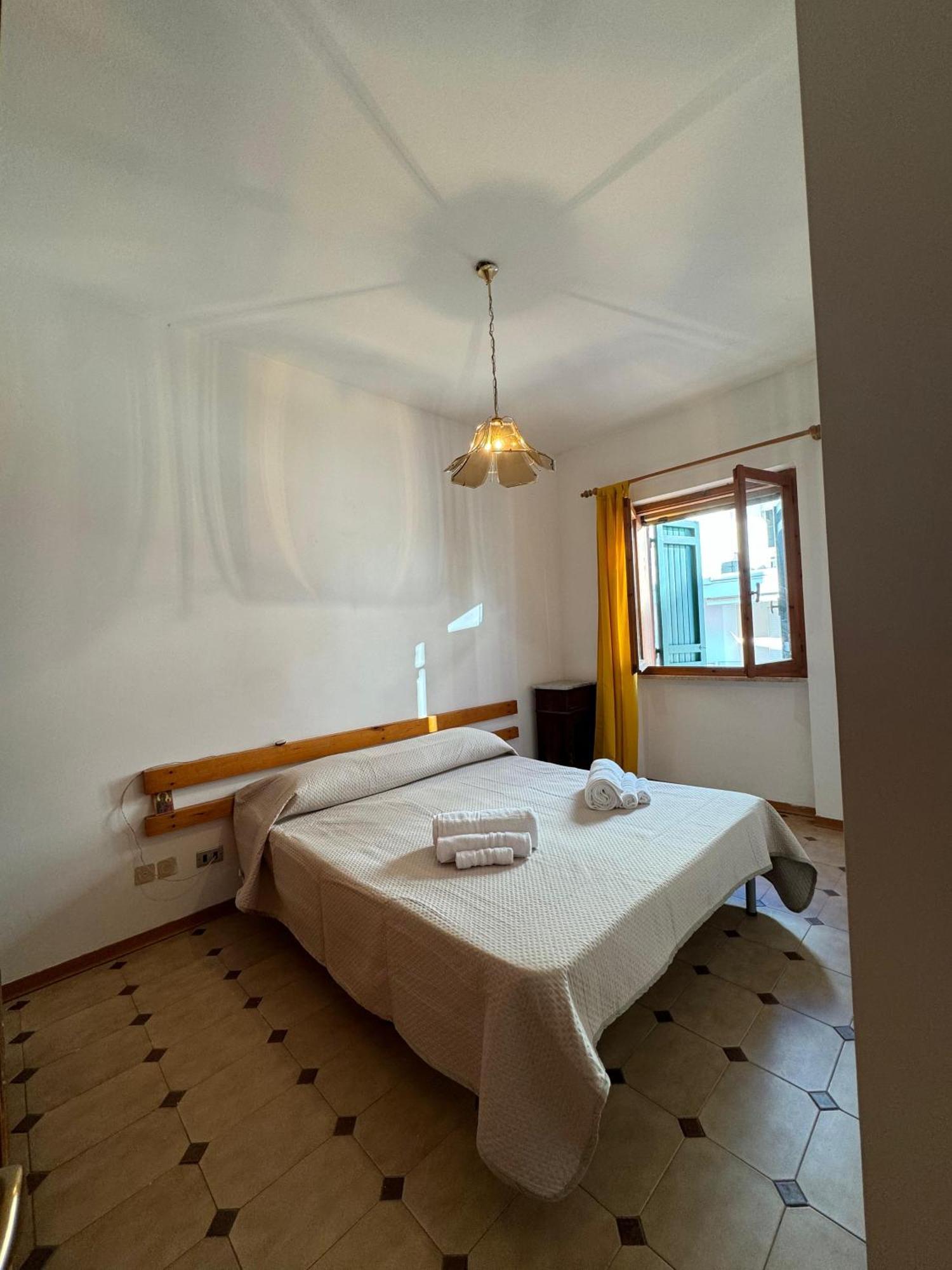 Pm 95 Via Lido Guest House Alghero Esterno foto