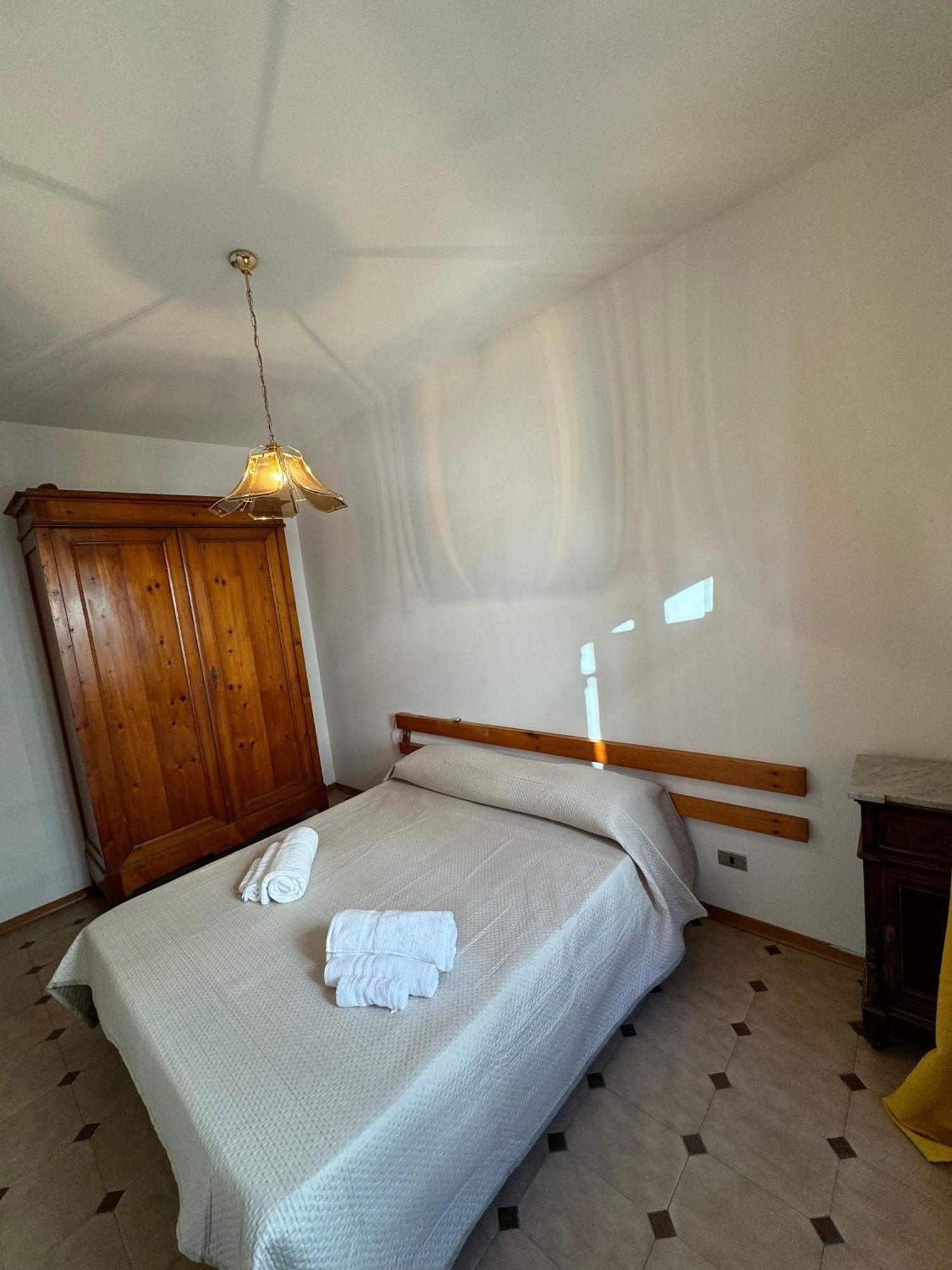 Pm 95 Via Lido Guest House Alghero Esterno foto