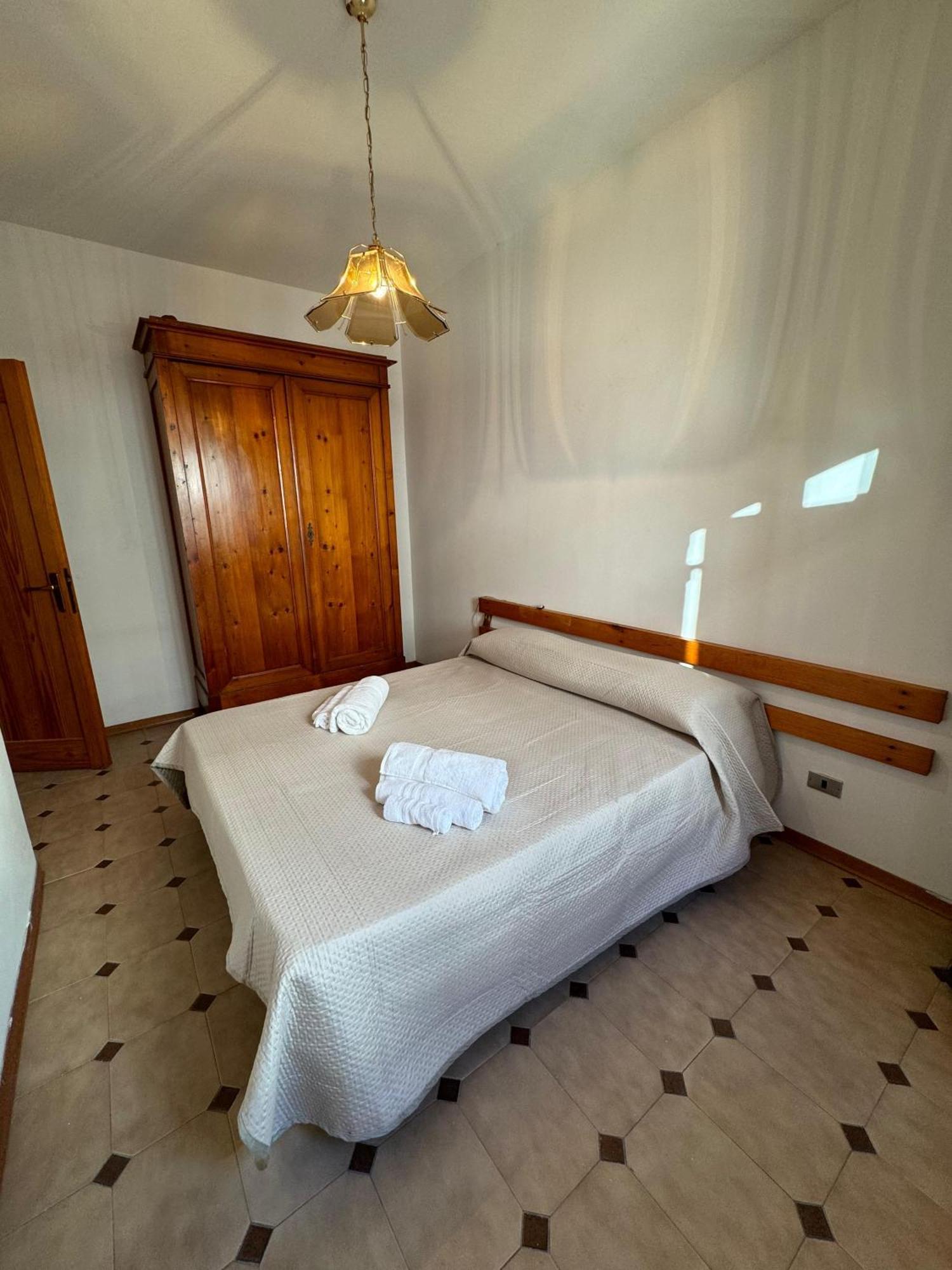Pm 95 Via Lido Guest House Alghero Esterno foto